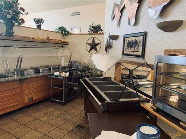 Wooley's Grill & Cellar: 1648 Highway 18 Byp, Hot Springs, SD 57747